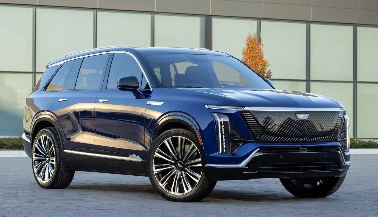Three-row family SUVs lined up for comparison
